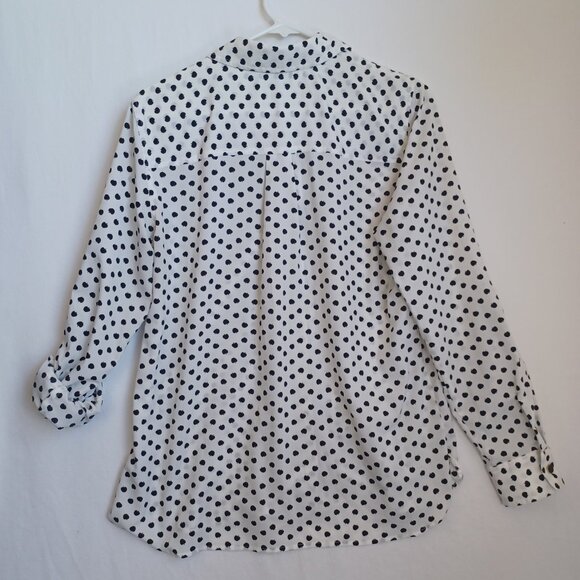 Jones New York Blouse White Black Apple Print Roll Tab Sleeves Womens Medium - Picture 3 of 7